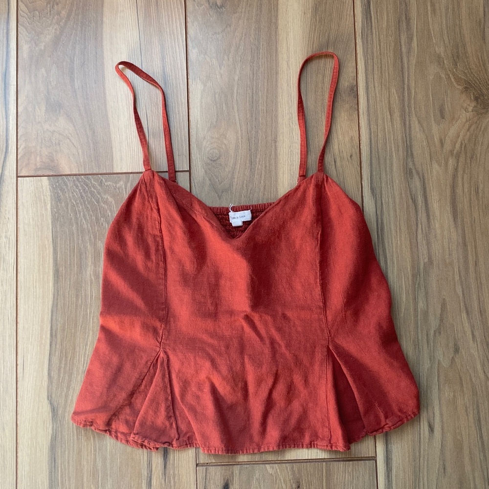 Sim & Sam red crop top
